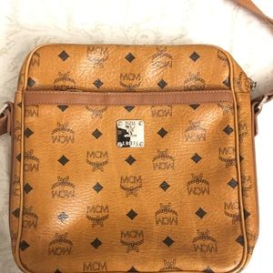 mcm mens messenger bag
